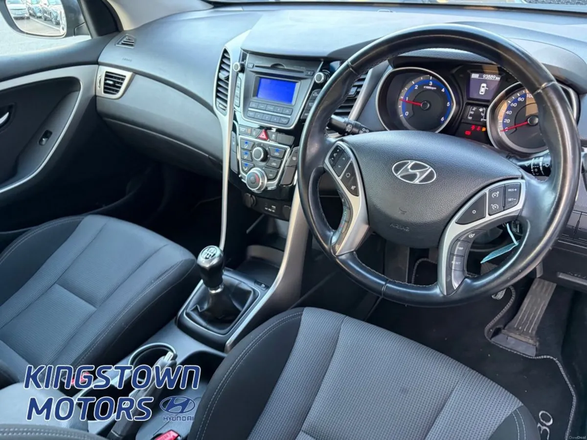 Hyundai i30 5DR - Image 5