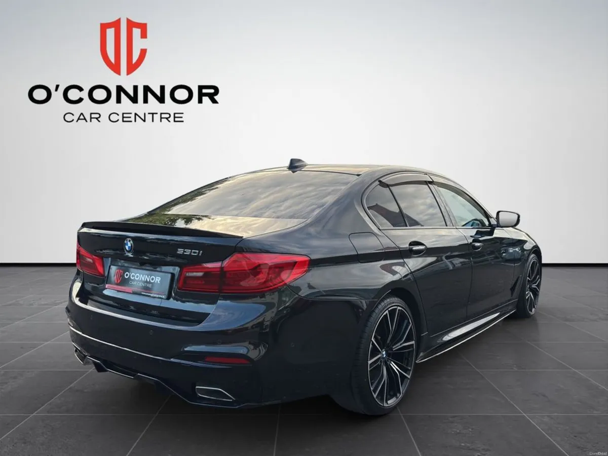 BMW 5-Series Executive comfort when you need it. s - Image 6