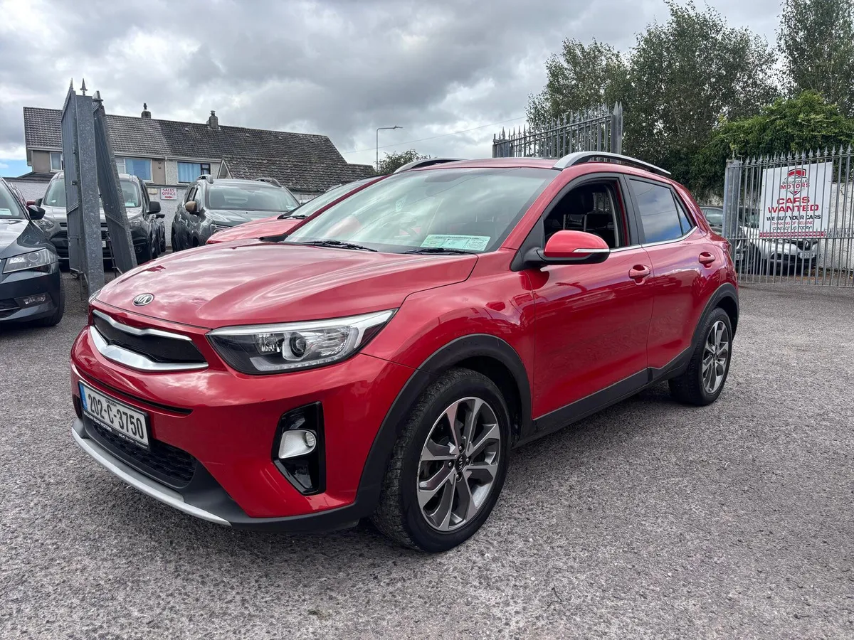 Kia Stonic 2020  PETROL  LOW  MILEAGE - Image 3