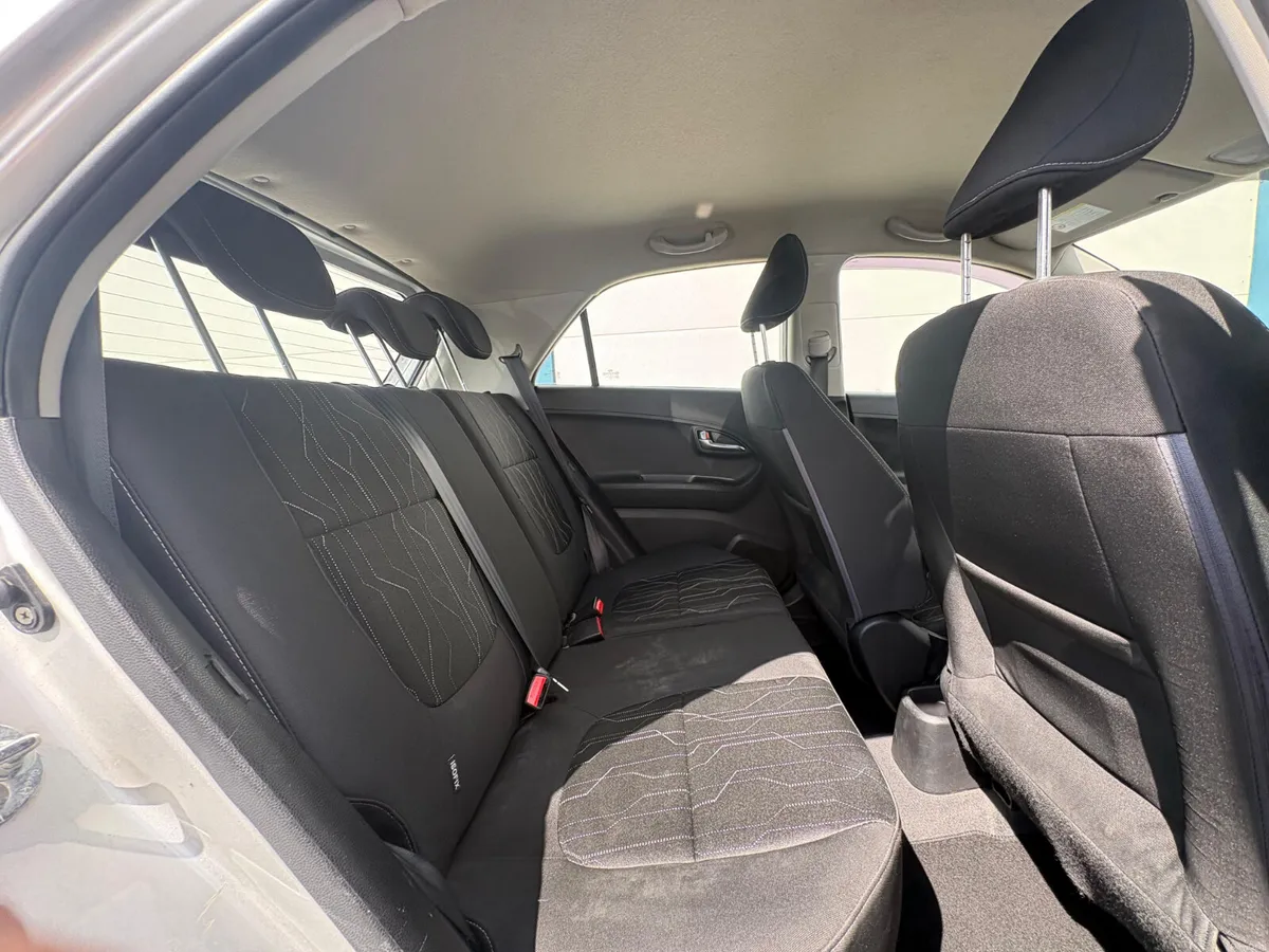 Kia Picanto 2012 - Image 6