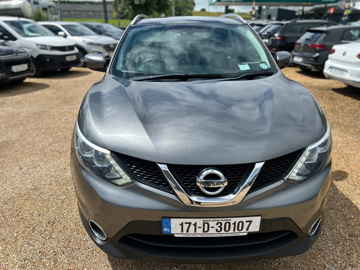 Nissan Qashqai SV 1.5 DSL - Image 2