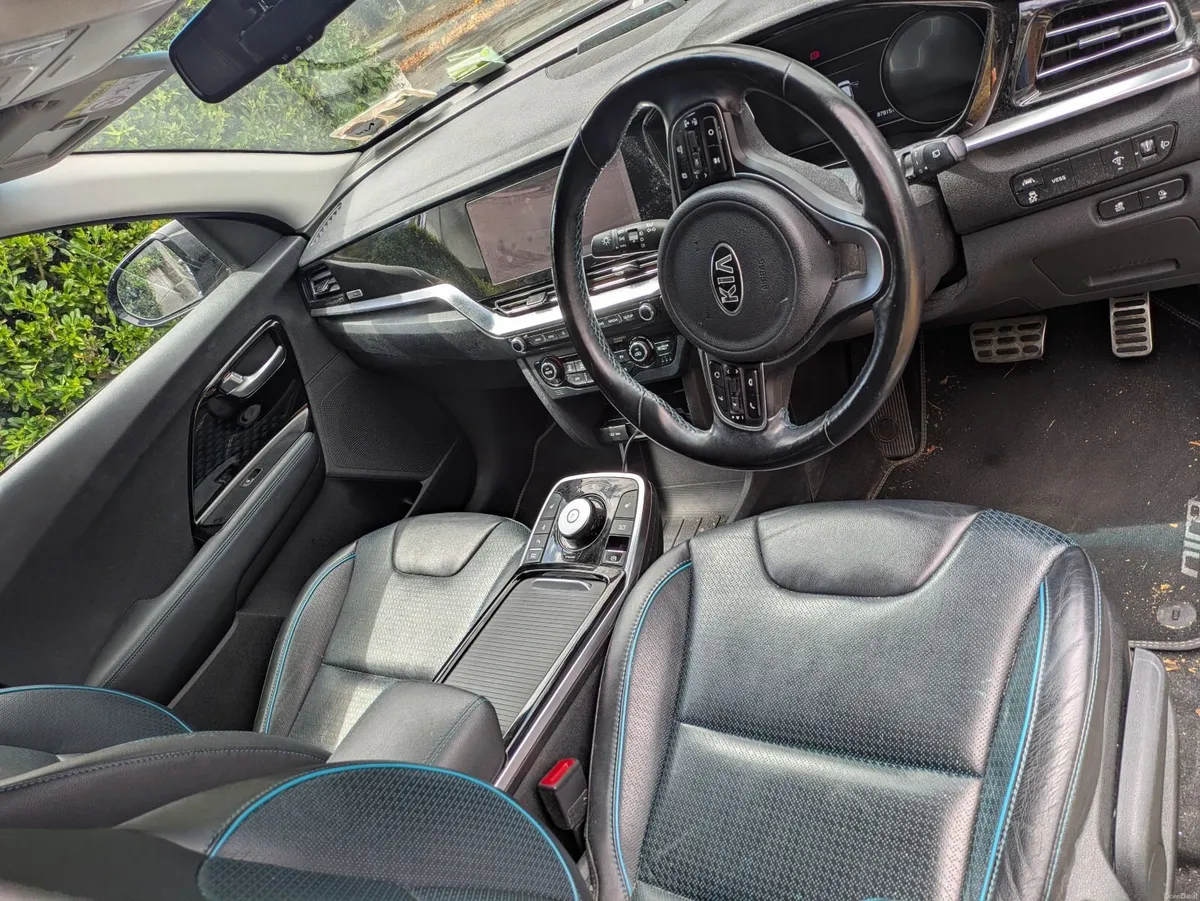 Kia eNiro long range under warranty - Image 5