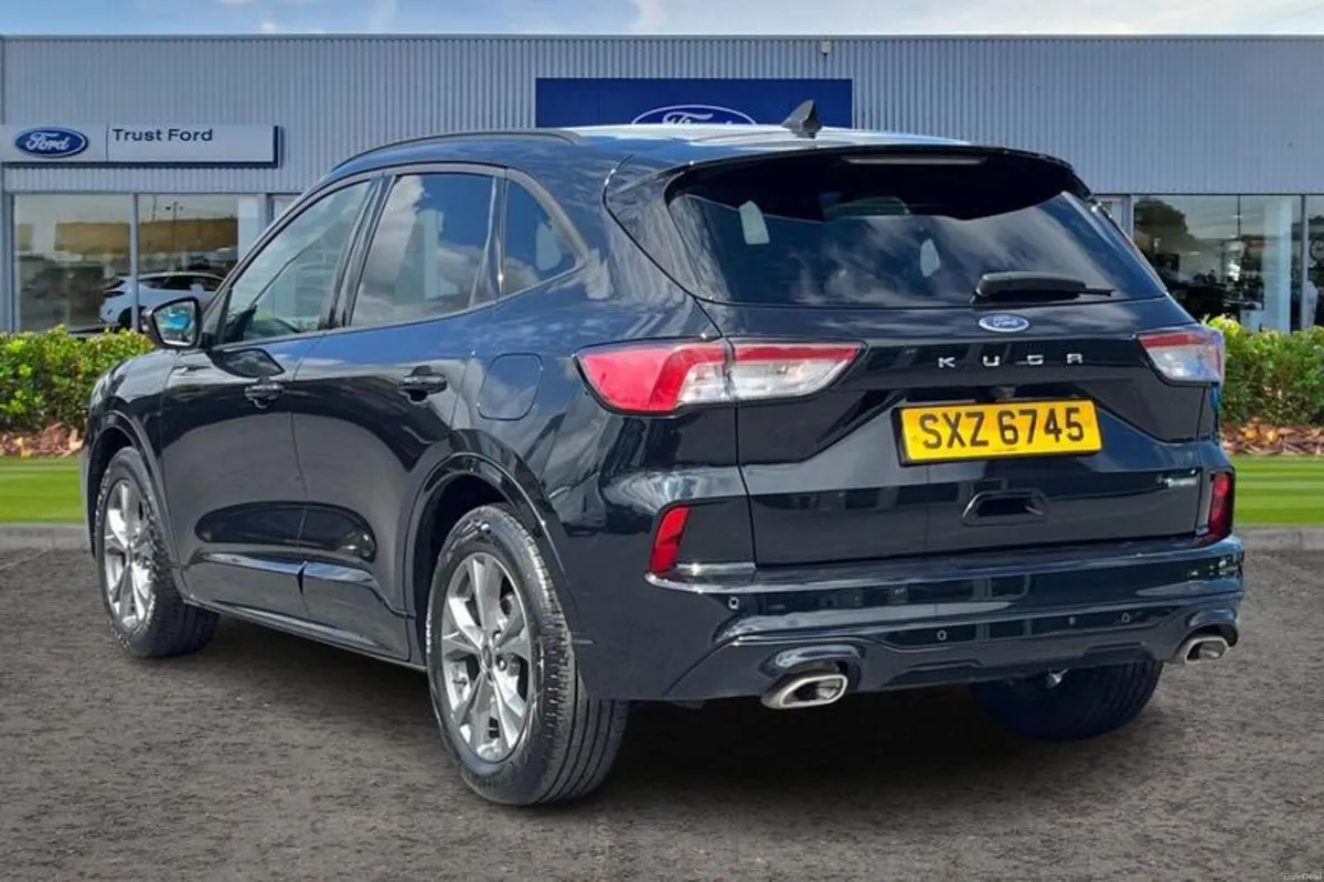 Ford Kuga 2.5 FHEV ST-Line Edition 5dr CVT - Image 2