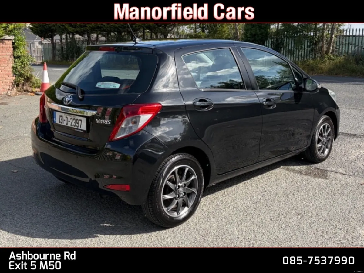 2013 131 Toyota Yaris Sport 1.0 Petrol - Image 4