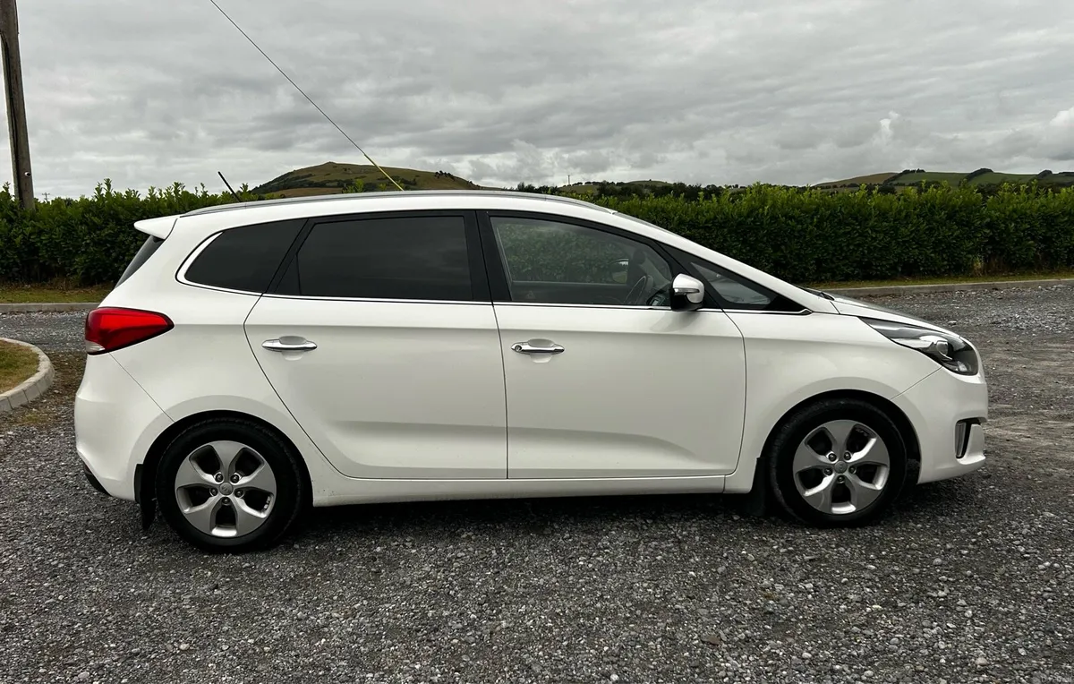 7 Seater | Kia Carens 162 | High Spec | NCT 11/26 - Image 3
