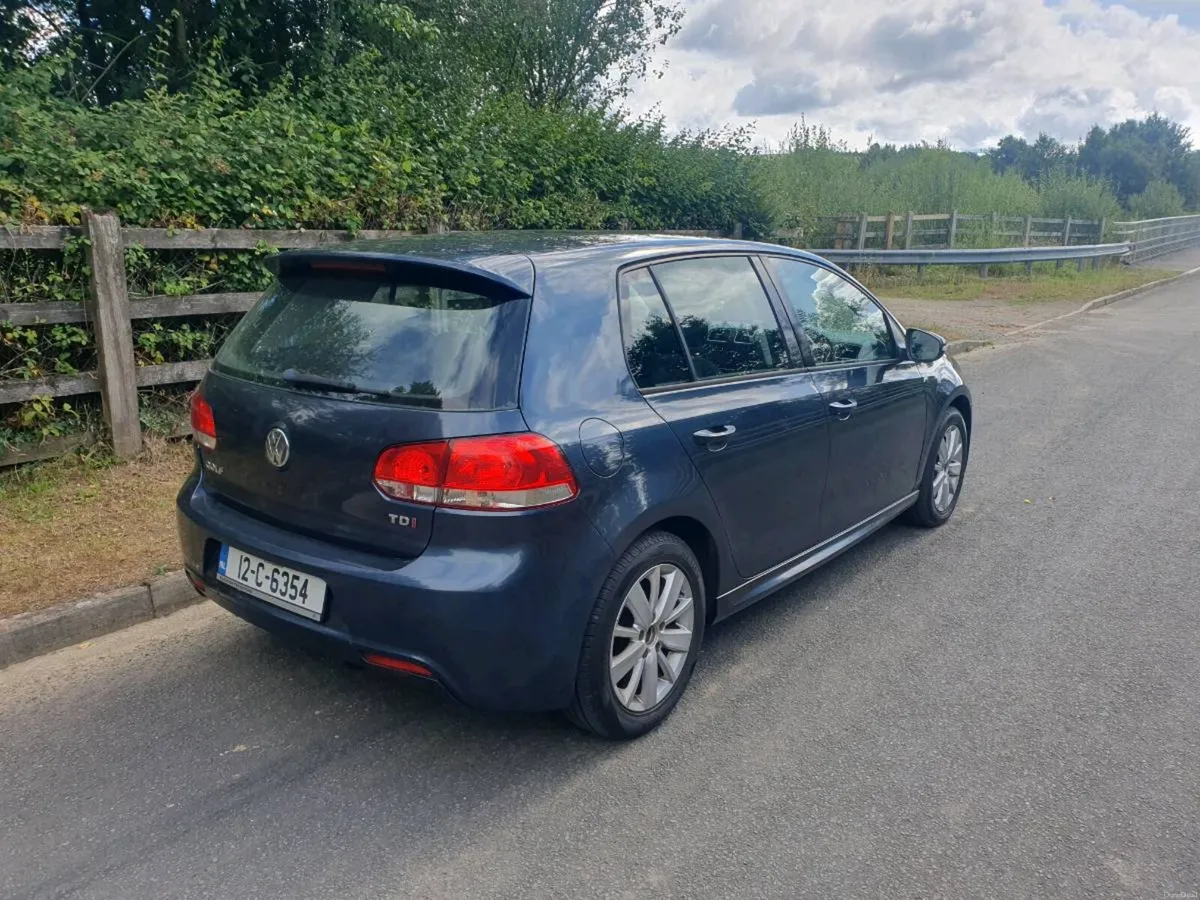 2012 Volkswagen Golf 1.6 TDI - Image 2