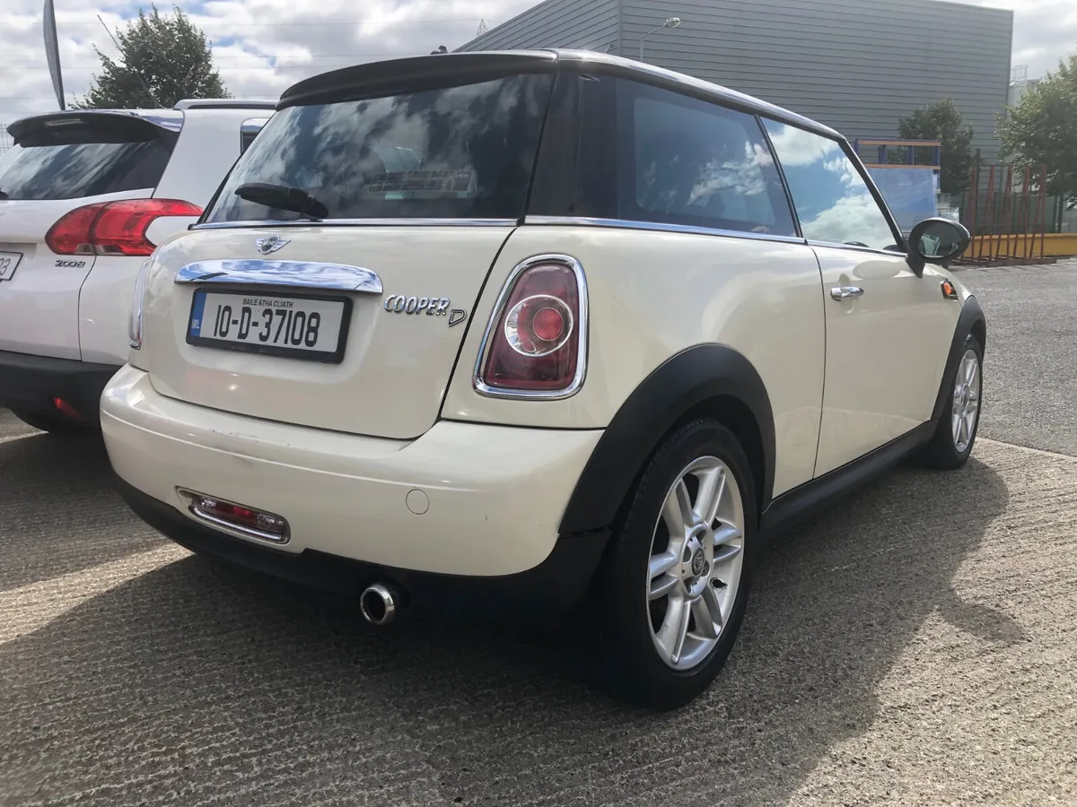 MINI COOPER 1.6 DIESEL NEW NCT 03/27 - Image 3