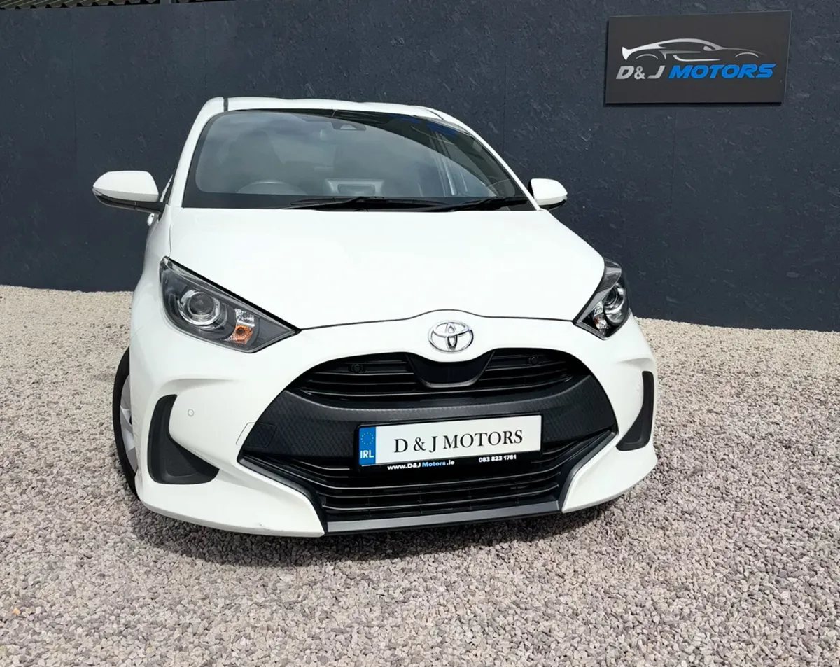 Toyota Yaris 1.0 VVTi Automatic 2021 - Image 2