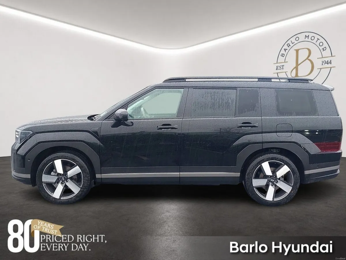 Hyundai Santa Fe 1.6 PHEV 4WD Premium **MASSIVE SA - Image 5