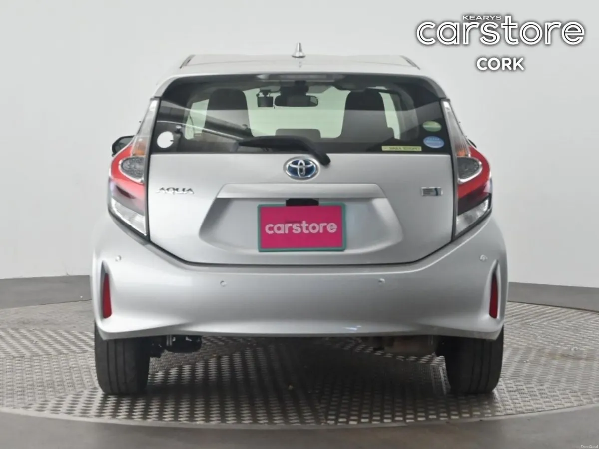 Toyota Aqua 1.5 Hybrid Auto - Image 4