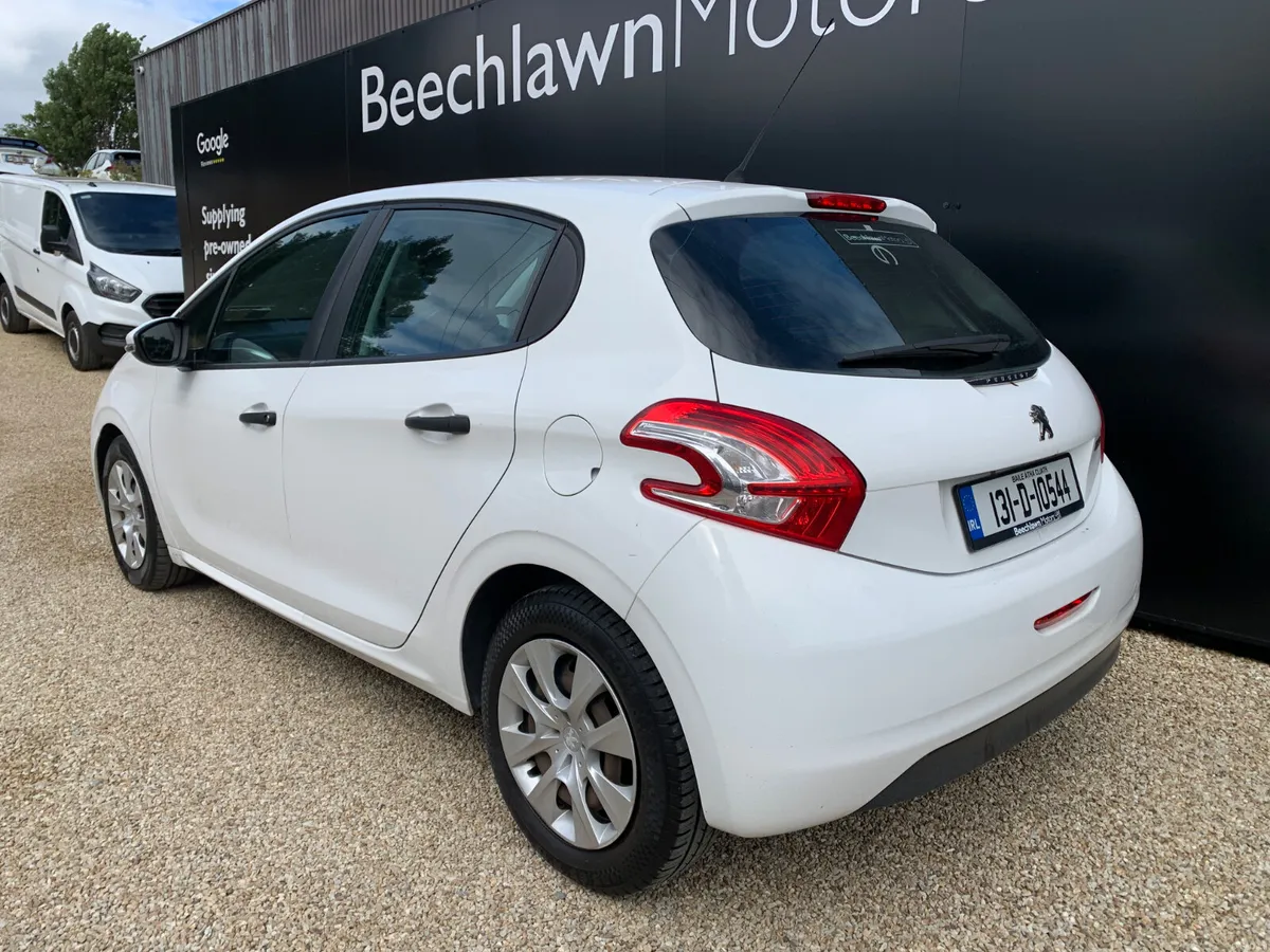 PEUGEOT 208 1.0 VTI 68 BHP ACCESS 5DR - Image 6