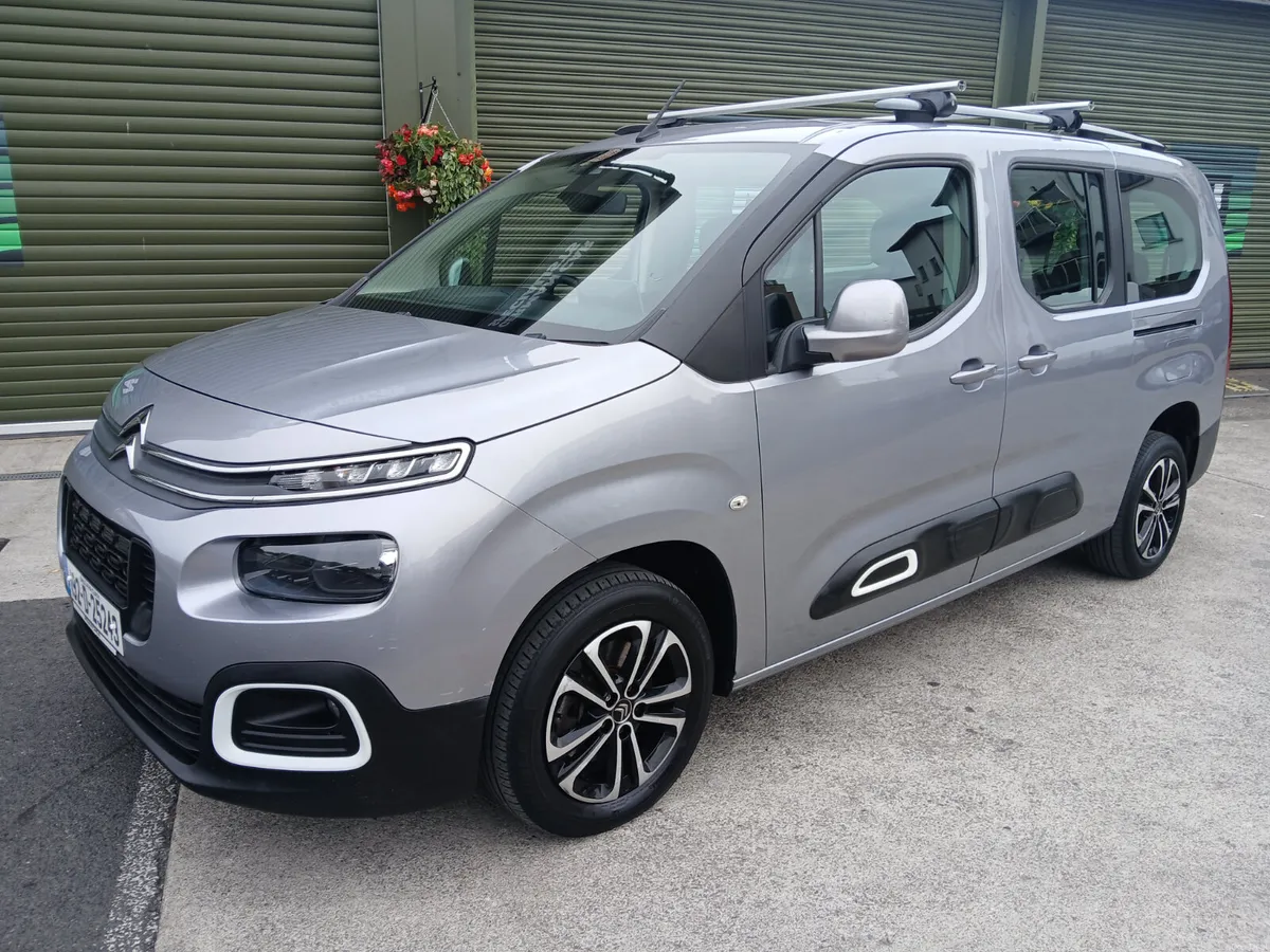 7 seater Citroen Berlingo multispace 192 reg - Image 6
