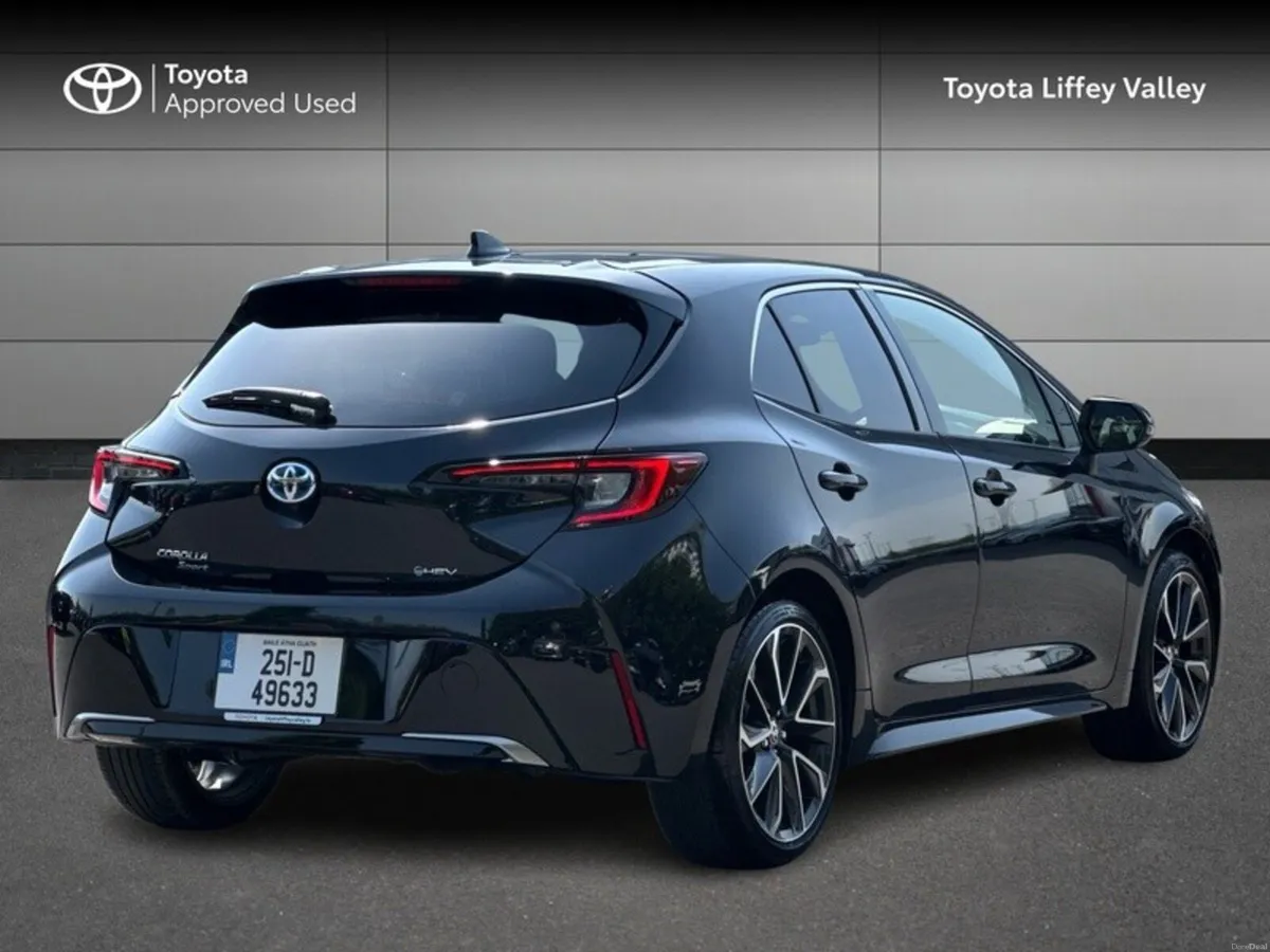 Toyota Corolla COROLLA HYBRID SPORT 1.8 H/B - Image 2