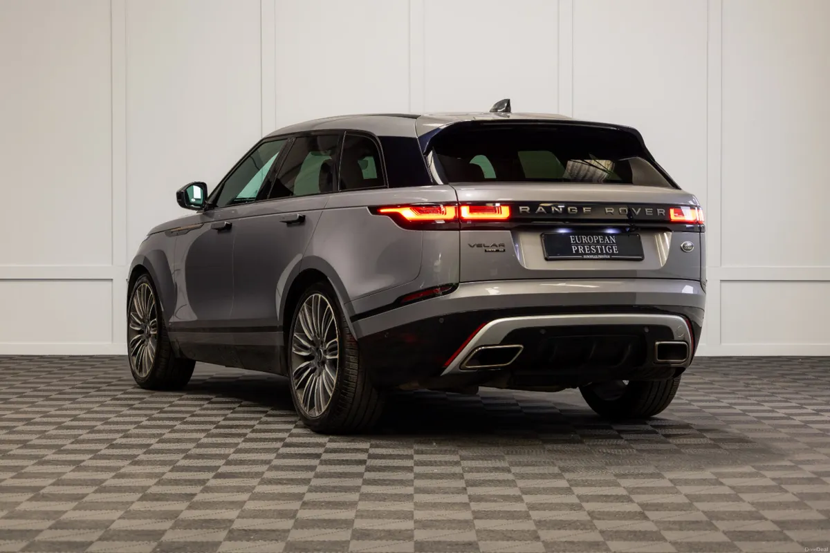 192 Range Rover Velar R-Dynamic 2 Seat Commercial - Image 4