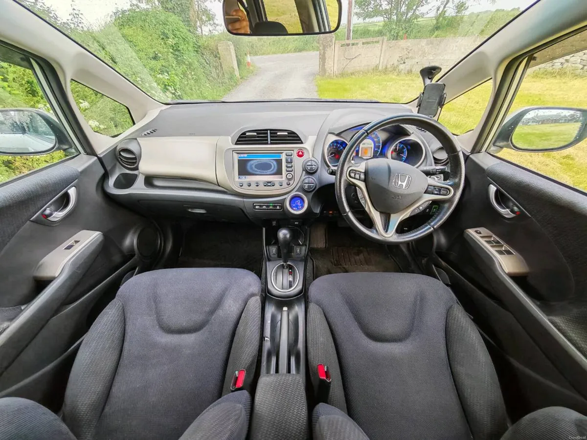Honda Fit Jazz fresh import - Image 5