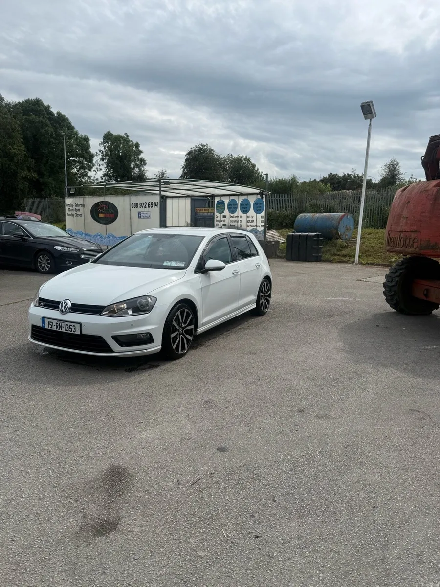 Volkswagen Golf - Image 4