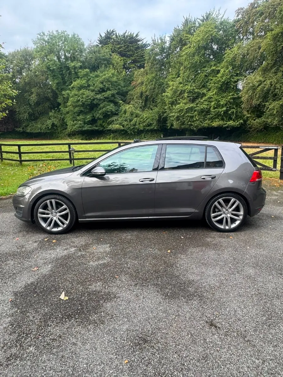 Volkswagen Golf 1.4 TSI Panoramic Sunroof Leather - Image 5