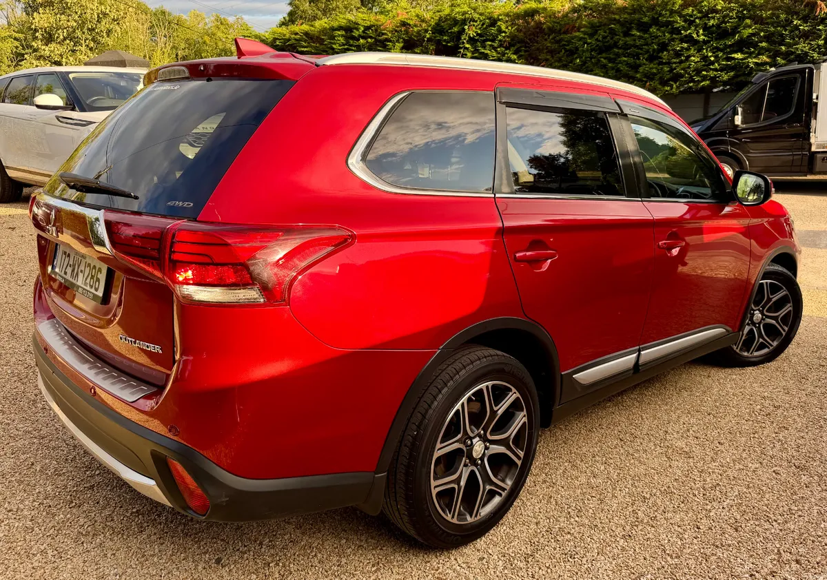 2017 Mitsubishi Outlander 2.2D 7 Seater - Image 2