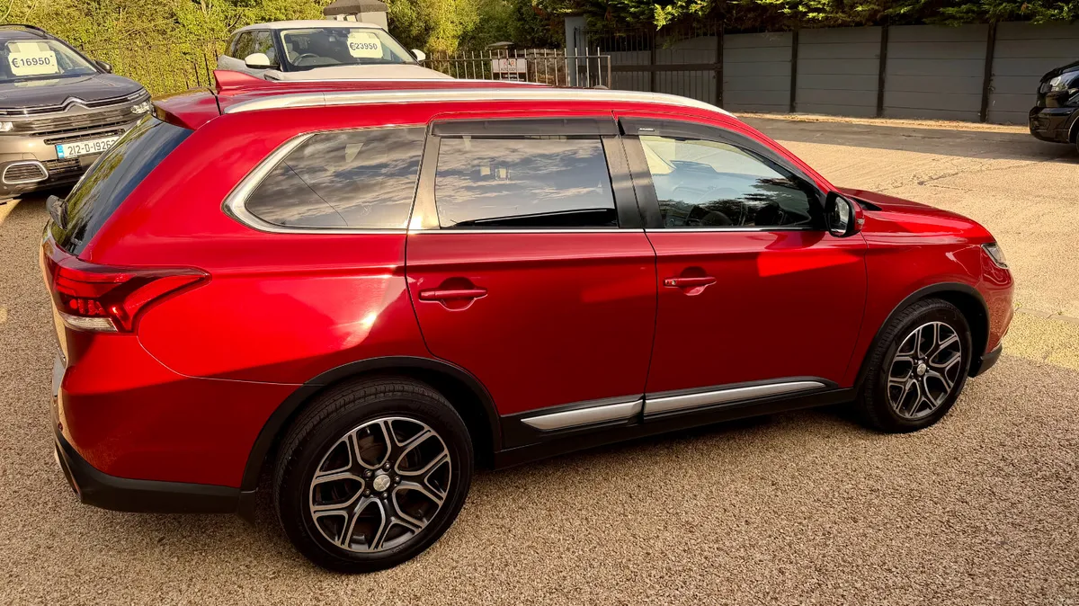 2017 Mitsubishi Outlander 2.2D 7 Seater - Image 6