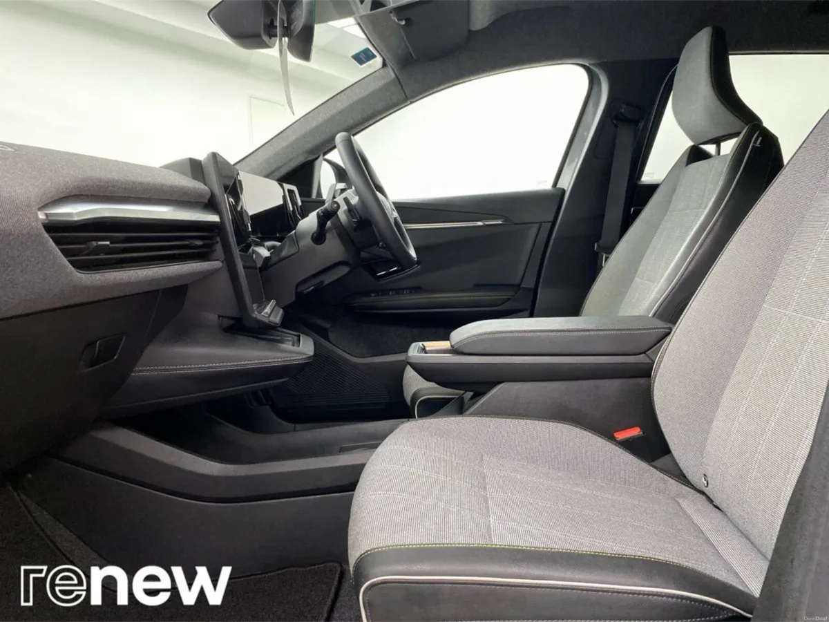 Renault Scenic E-Tech E-Tech 60kWh 170hp techno - Image 5