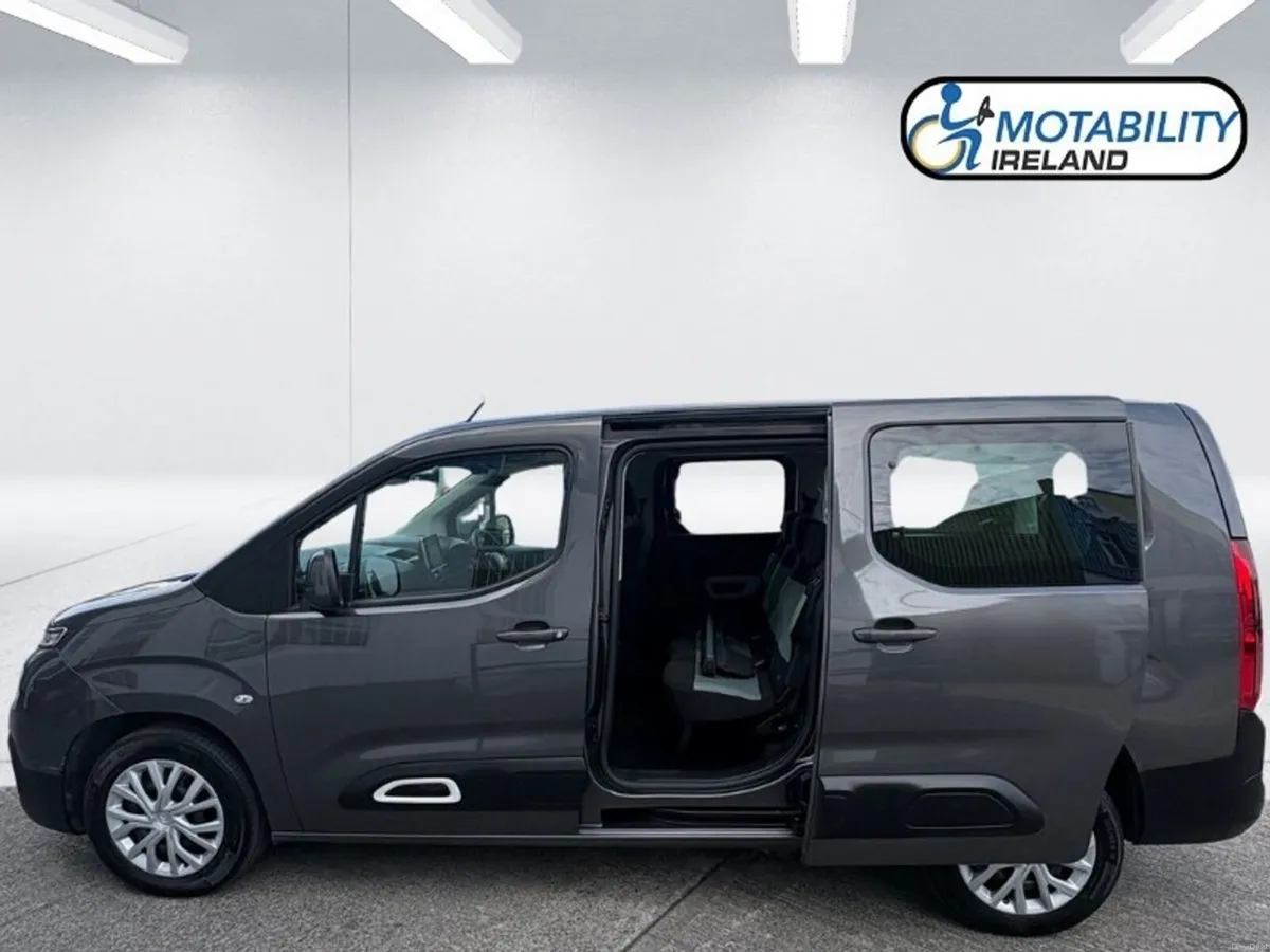 Citroen Berlingo Multispace Wheelchair Accessible - Image 4