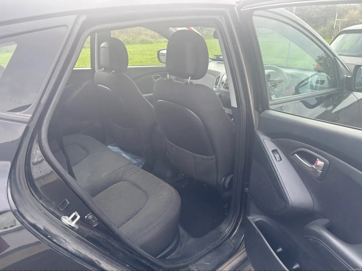 Hyundai ix35 2012 - Image 2