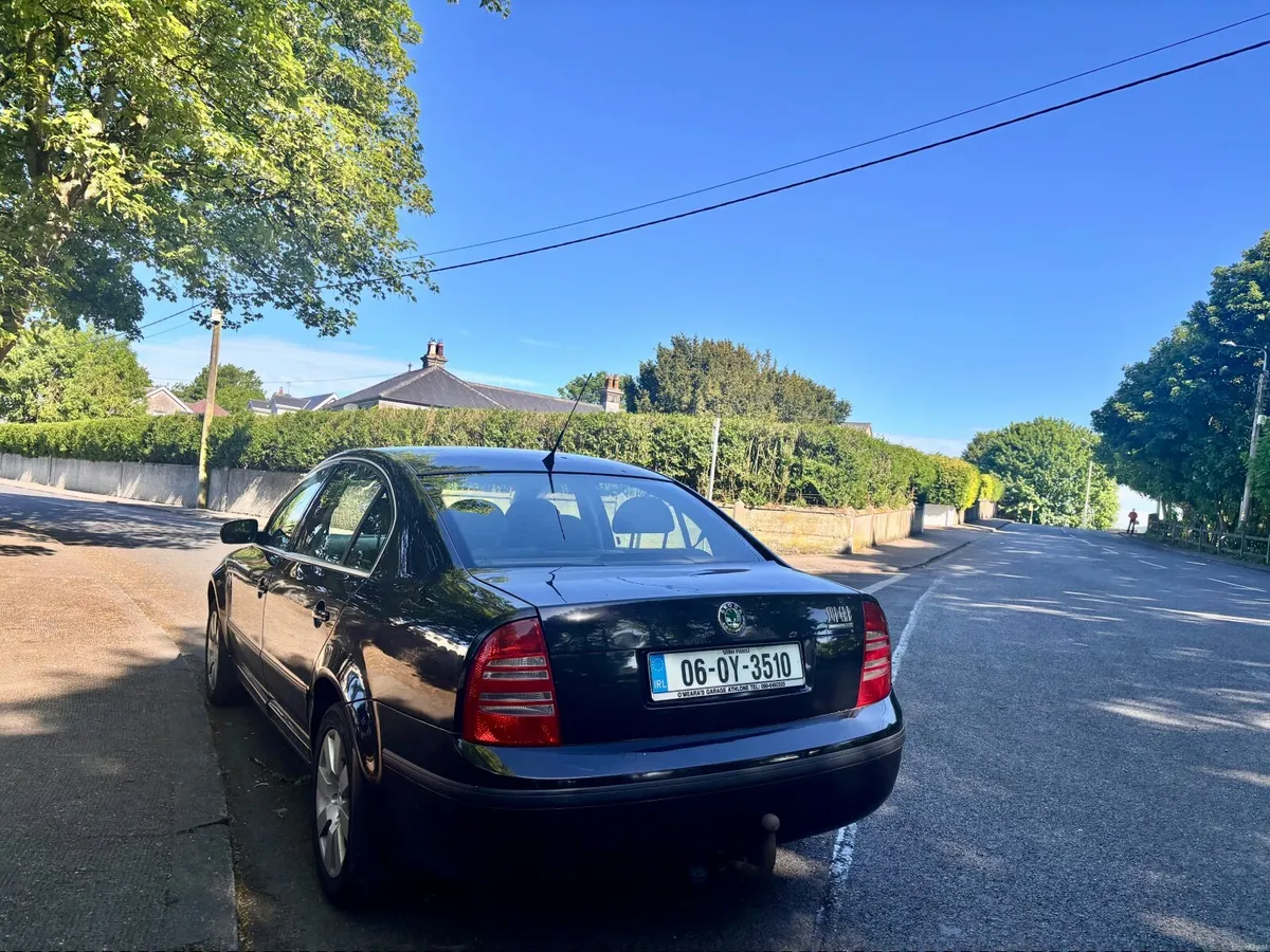 Skoda Superb 2006 - Image 1