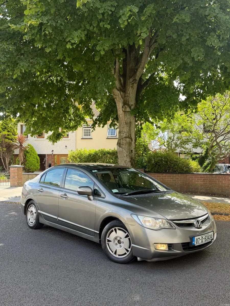 Honda Civic 1.3 Petrol Hybrid Automatic Nct & Tax - Image 1