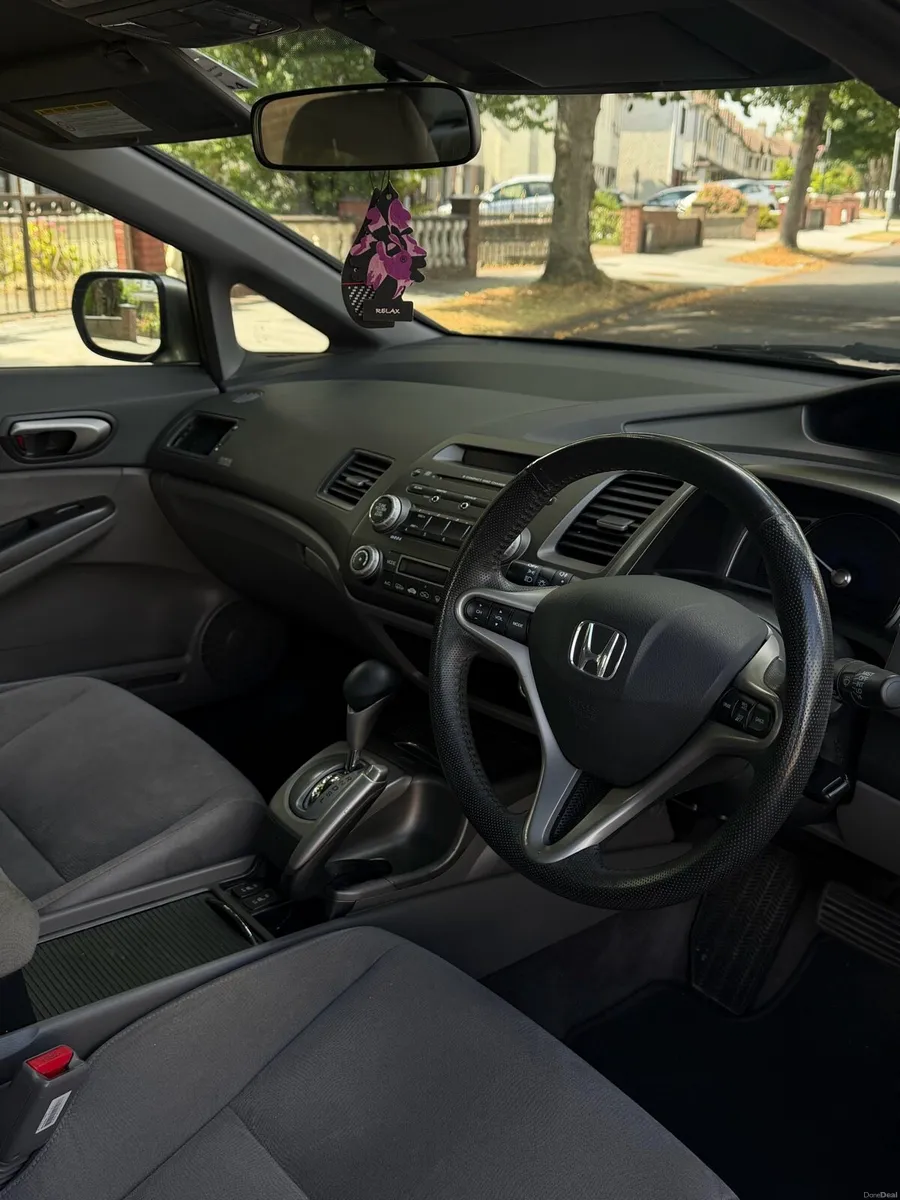 Honda Civic 1.3 Petrol Hybrid Automatic Nct & Tax - Image 6