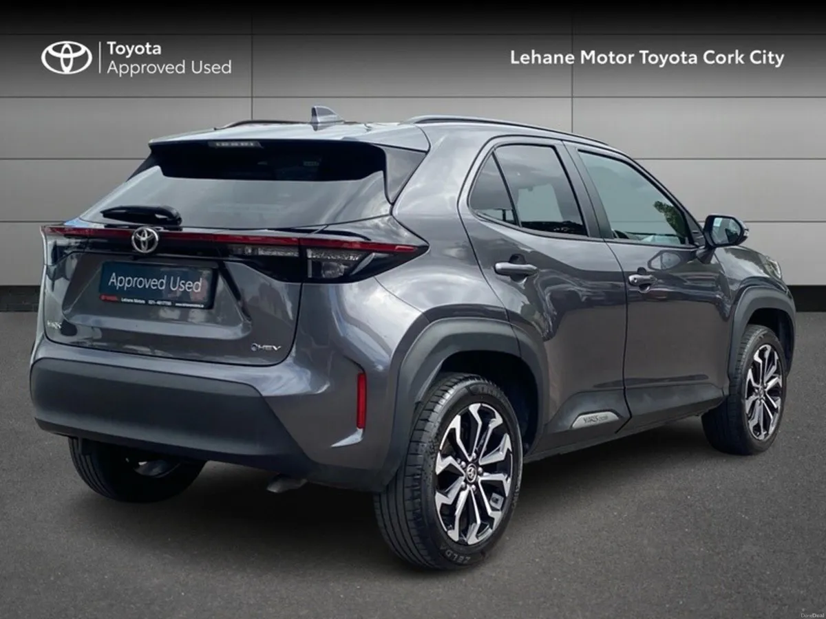 Toyota Yaris Cross LUNA SPORT MONO AUTO - Image 2