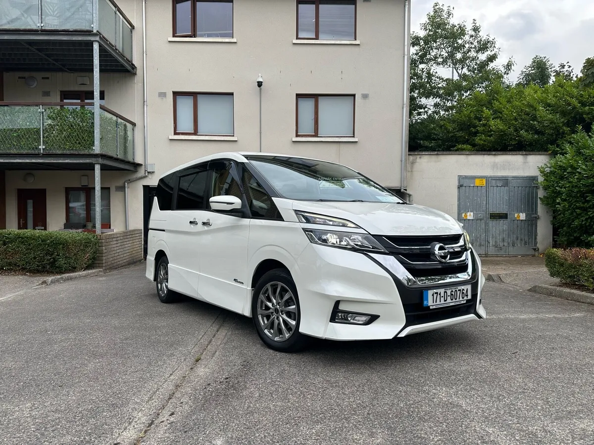 Nissan Serena Automat 2.0 hybrid low mileage - Image 2