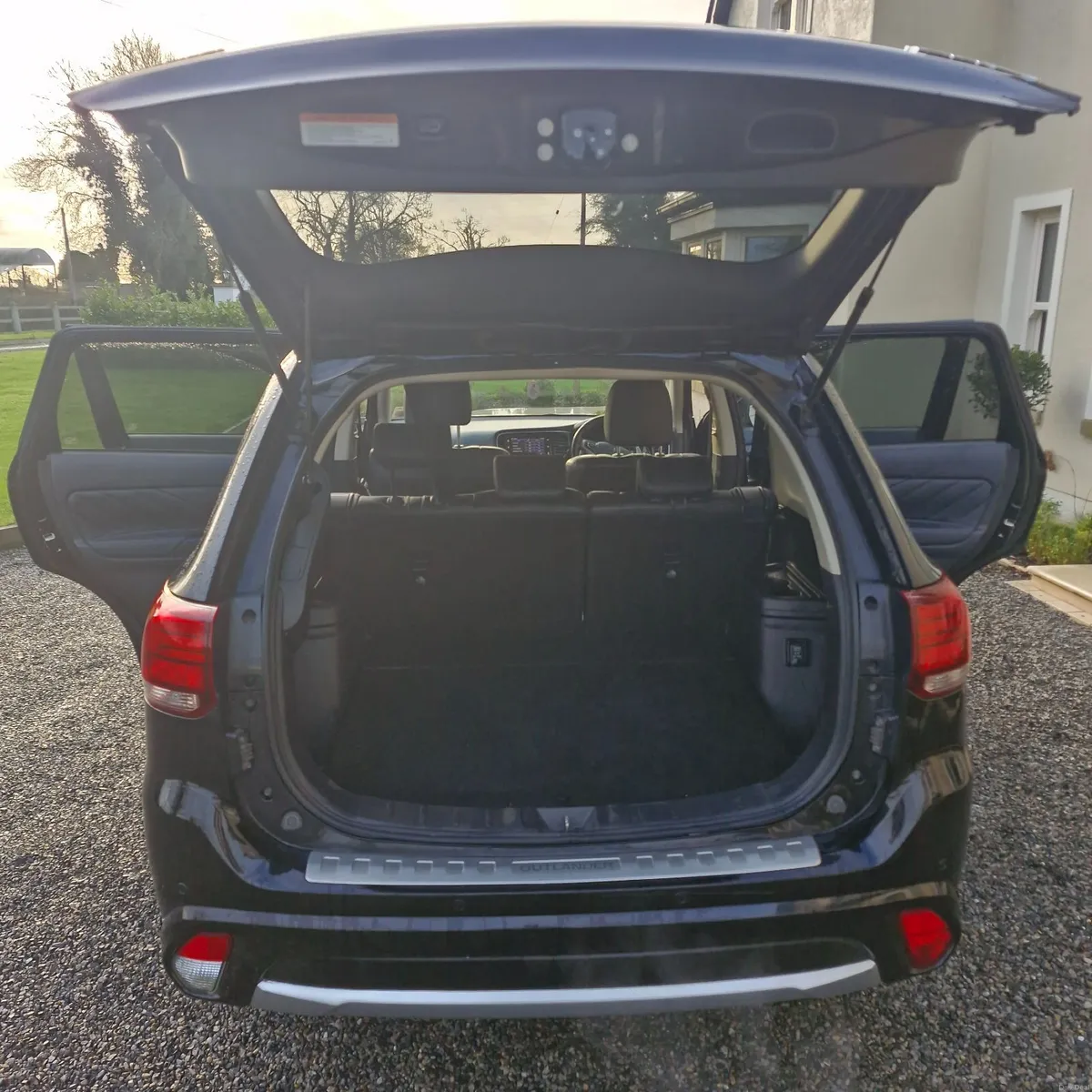 Mitsubishi Outlander 2018 - Image 4