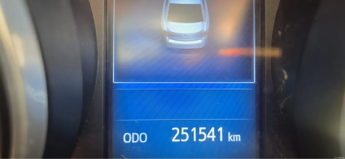 Car - Image 3