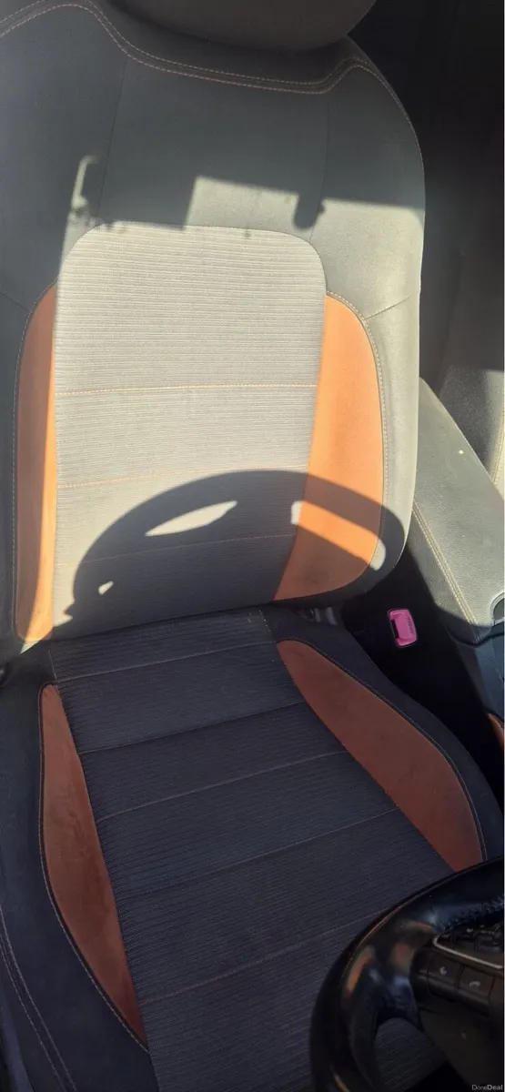 Car - Image 5