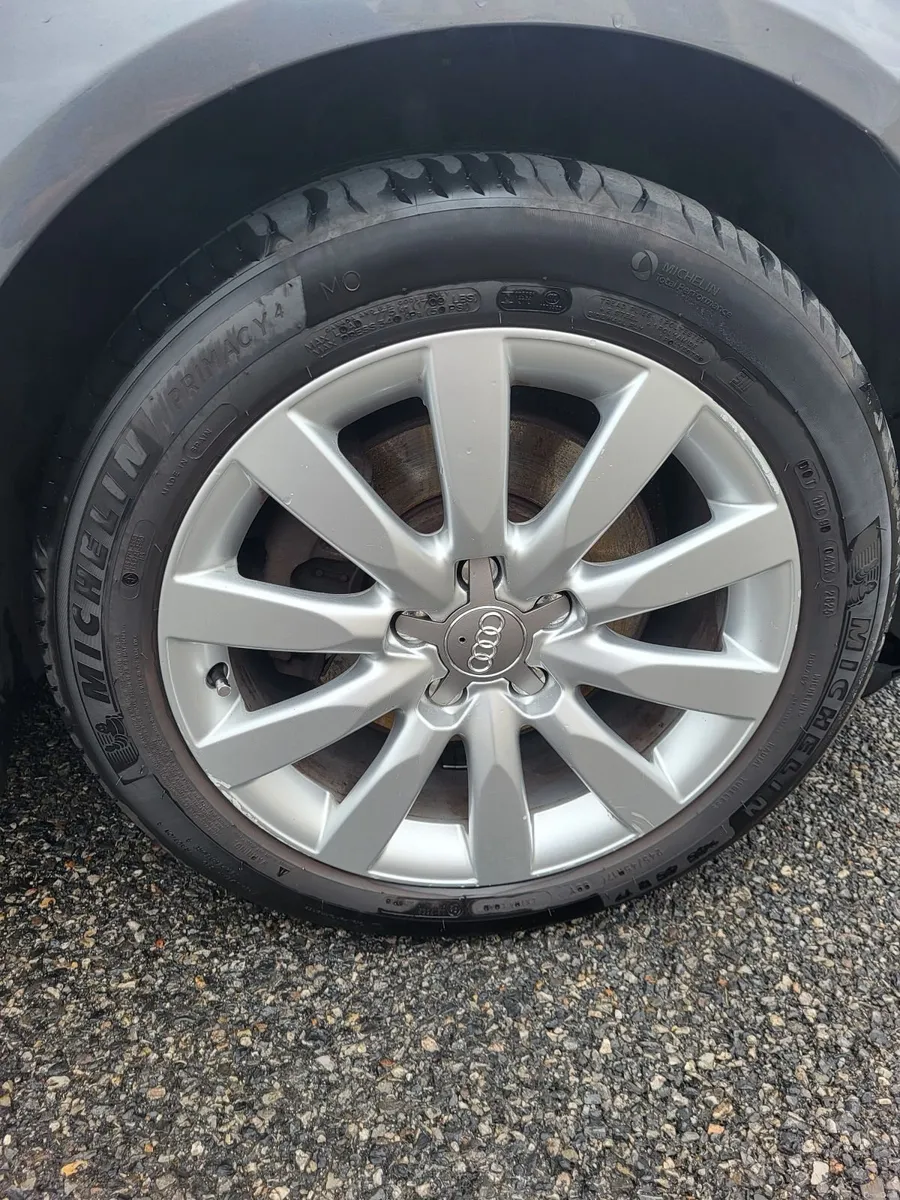 Automatic Audi A4 2015 - Image 4