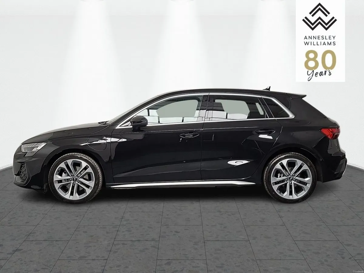 Audi A3 A3 S Line 40TFSI E - Image 5