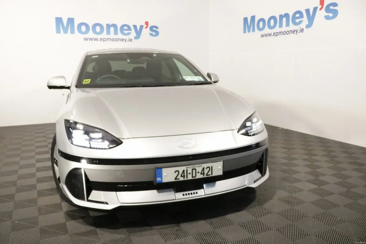 Hyundai IONIQ 6 Elegance 77 KwH EV Saloon - Image 2