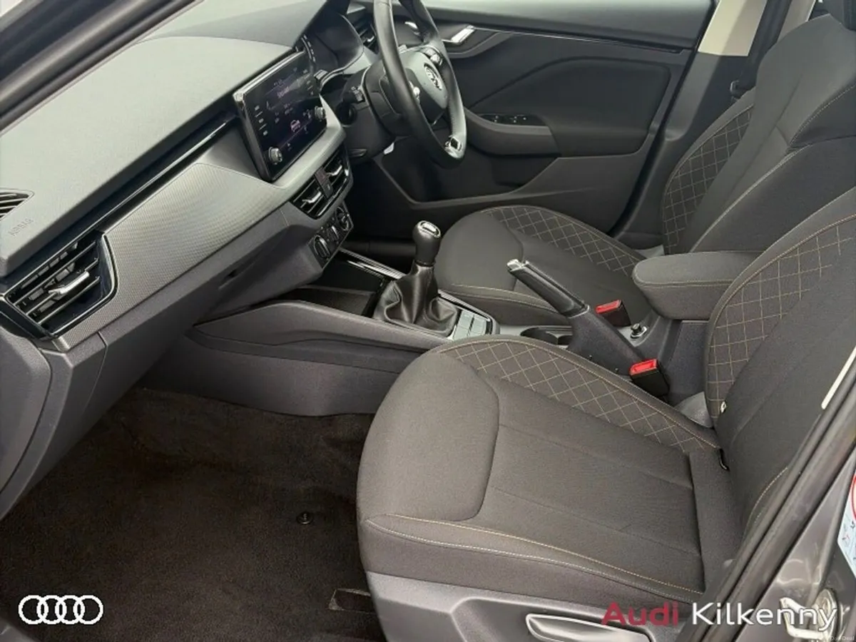 Skoda Kamiq AMBITION 1.0 TSI 110 BHP 5DR *1 OWNER - Image 4