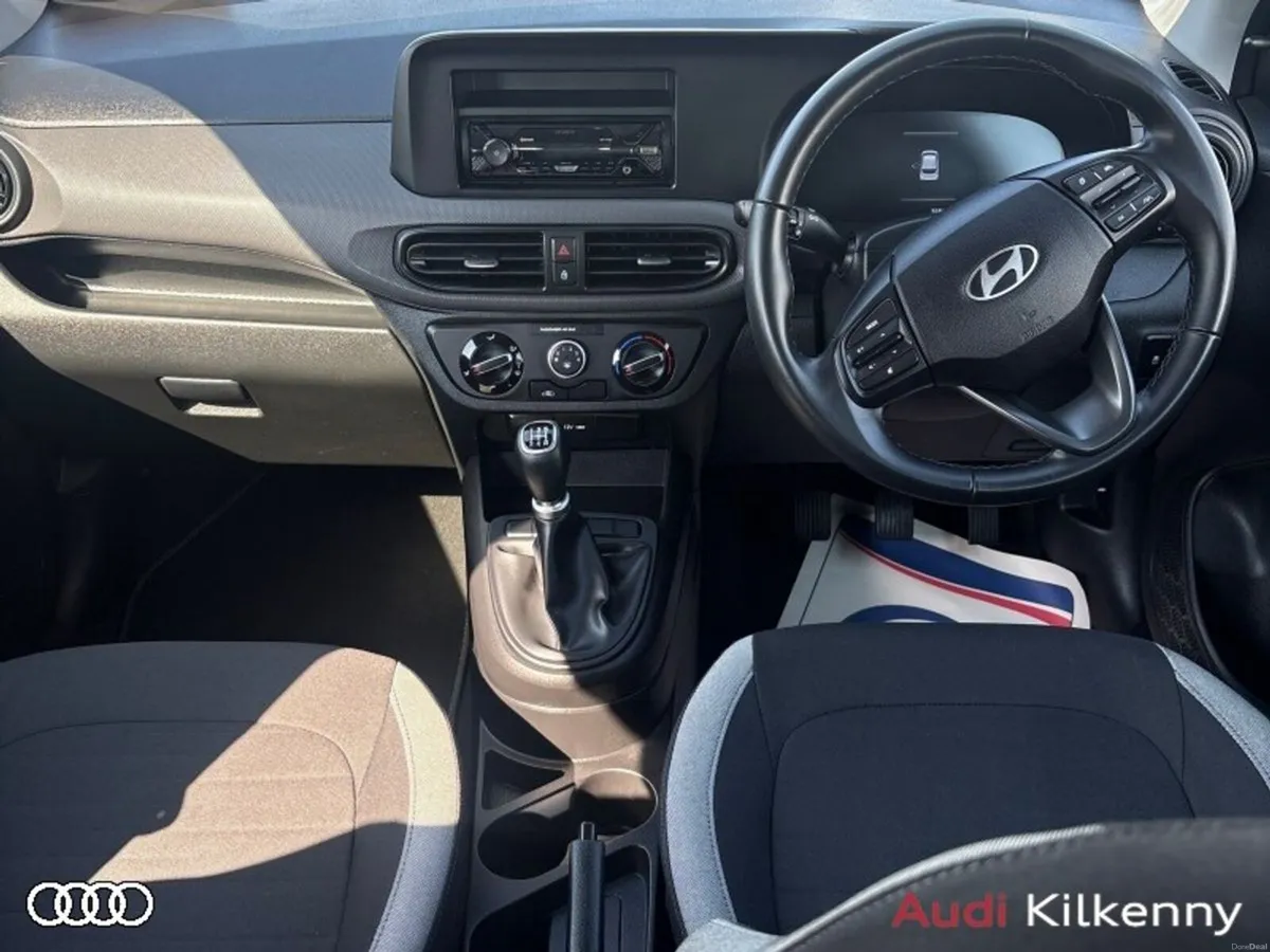 Hyundai i10 I10 CLASSIC 1.0 5DR *1 OWNER - PRISTIN - Image 2