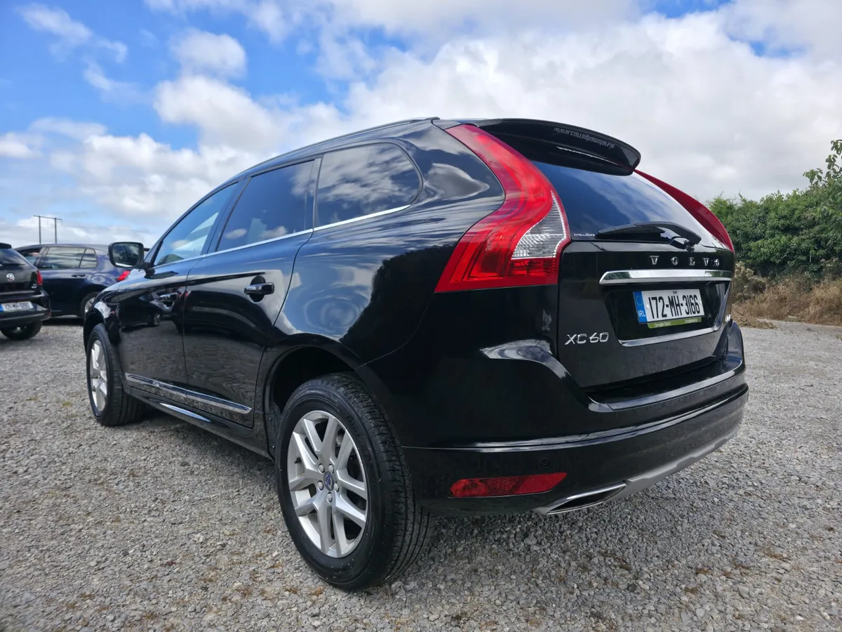 2017 Volvo XC60 D4 Automatic - Image 3