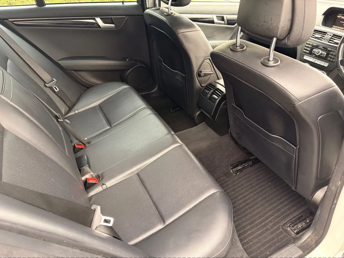 Mercedes-Benz C-Class 2014 - Image 6