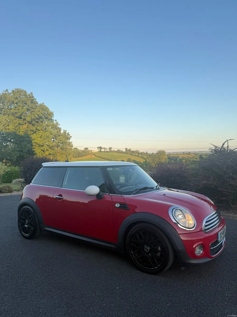 2013 Mini Cooper 1.6D - Image 2