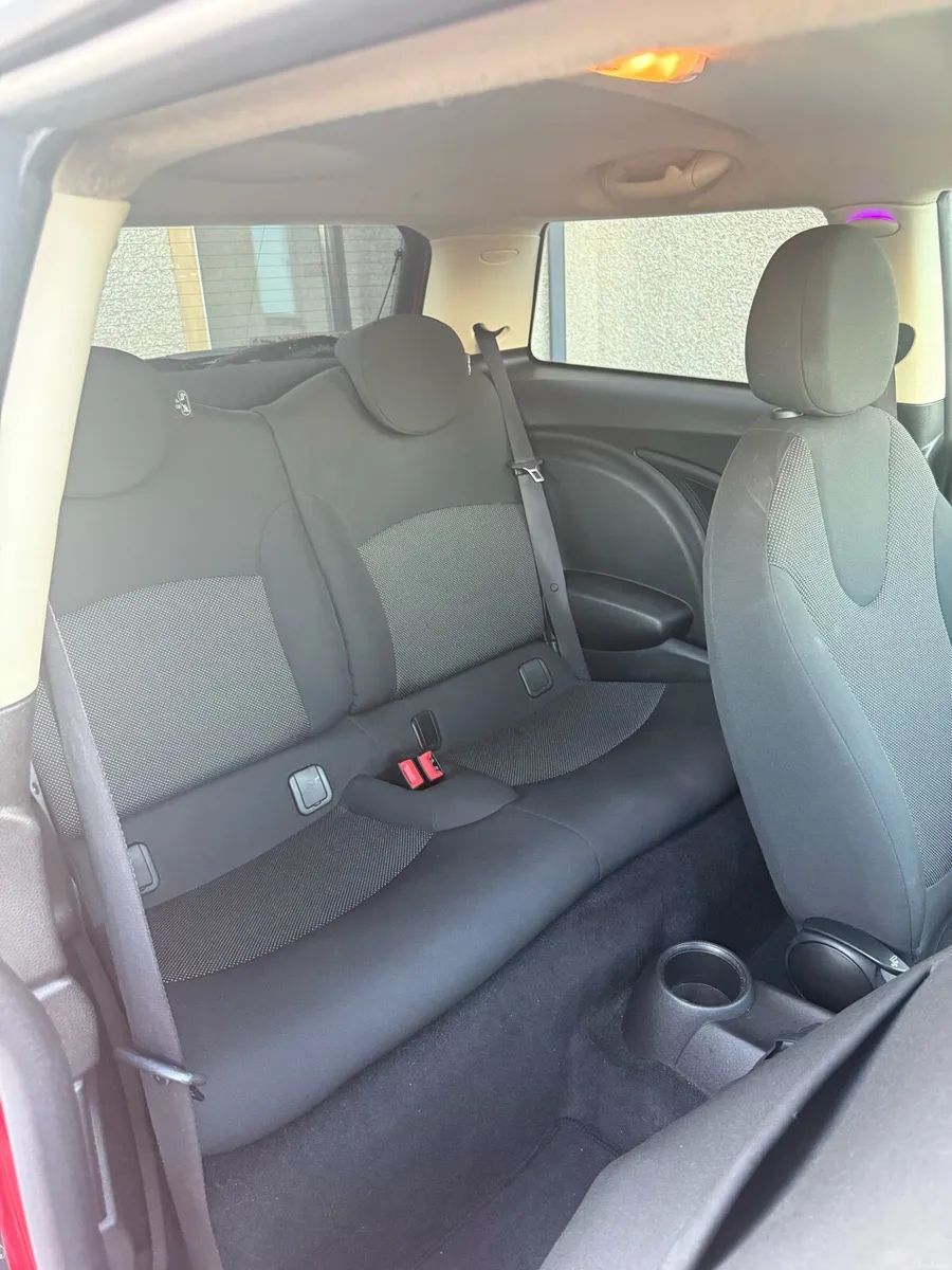 2013 Mini Cooper 1.6D - Image 6