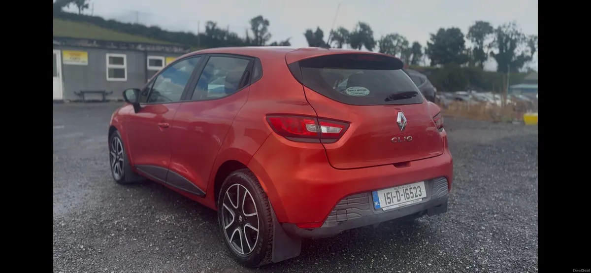 Renault Clio 2015 1.2 petrol - Image 5