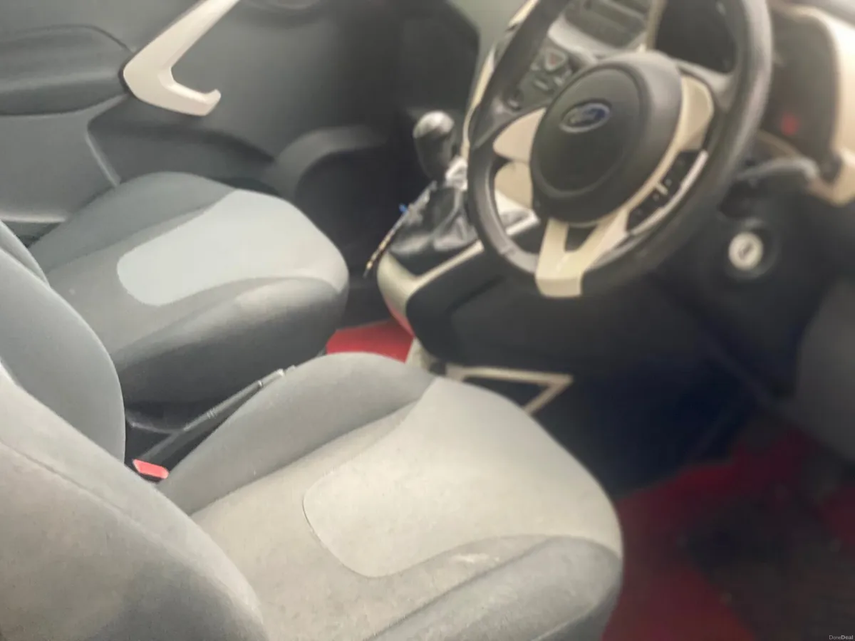 Ford KA Zetec 2014 - Image 3