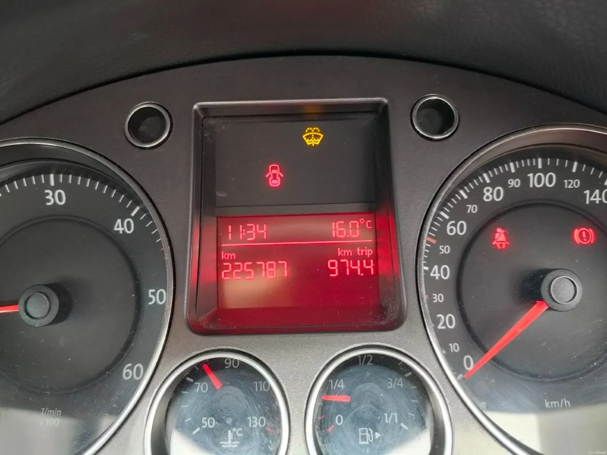 Volkswagen Passat 2008 - Image 3