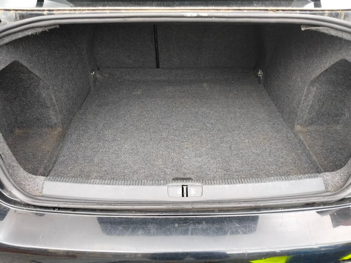 Volkswagen Passat 2008 - Image 6