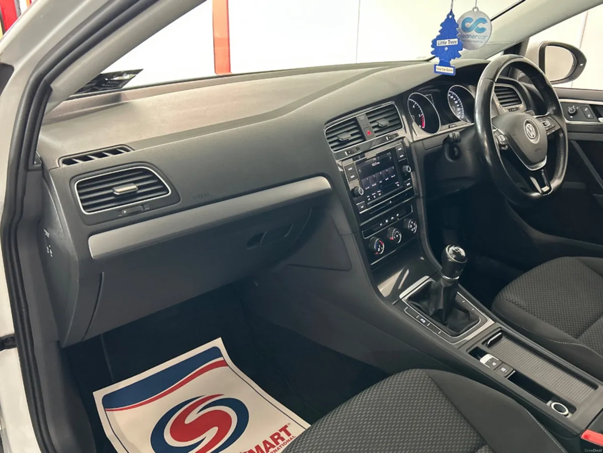 Volkswagen Golf TRENDLINE 1.6 TDI MANUAL 5SPEED 5D - Image 3