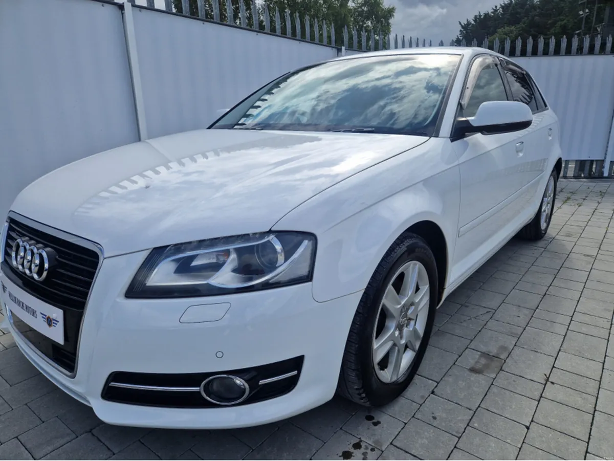 Audi A3 1.4 PETROL AUTO - Image 4