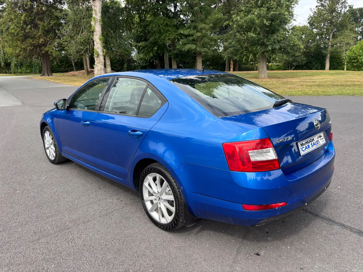 Skoda Octavia 2015 - Image 3